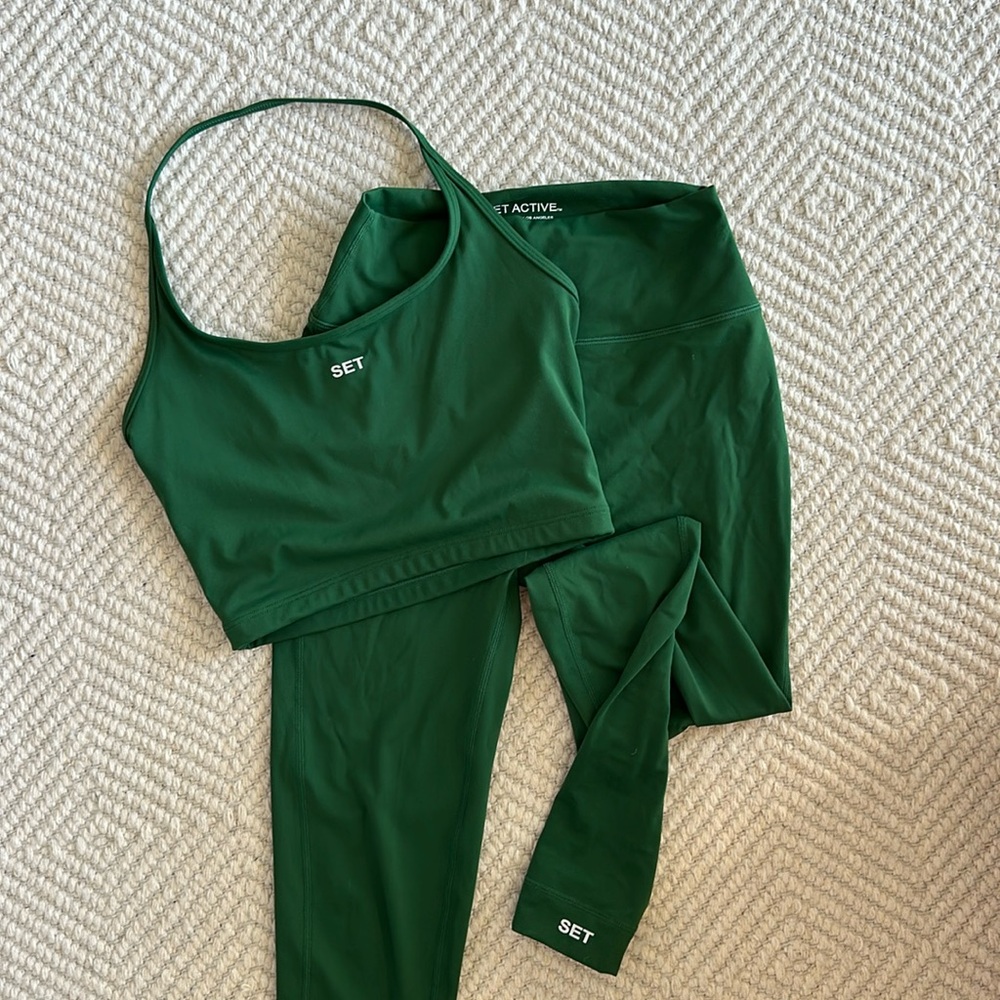 Sold Out Set Active Green Halter Set